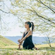 体をねじるヨガポーズの鍵になる中殿筋/中臀筋【プチ解剖学】 10